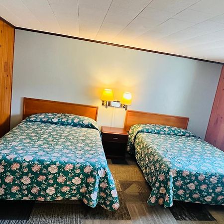 Sun N Snow Hotel 캐딜락 외부 사진