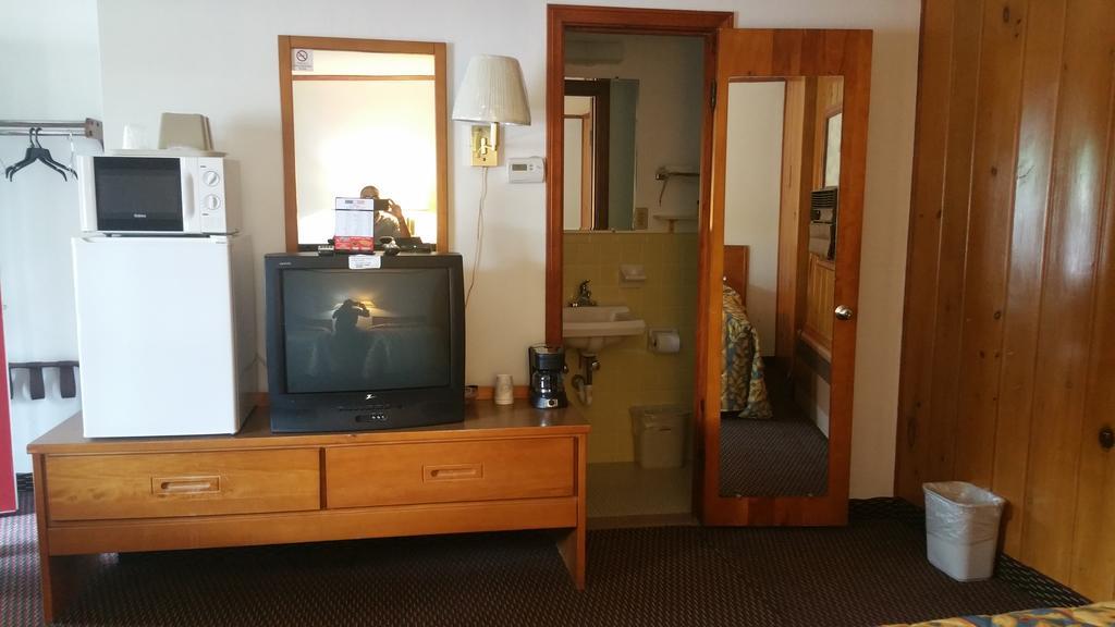 Sun N Snow Hotel 캐딜락 외부 사진