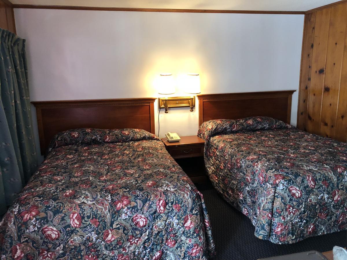 Sun N Snow Hotel 캐딜락 외부 사진