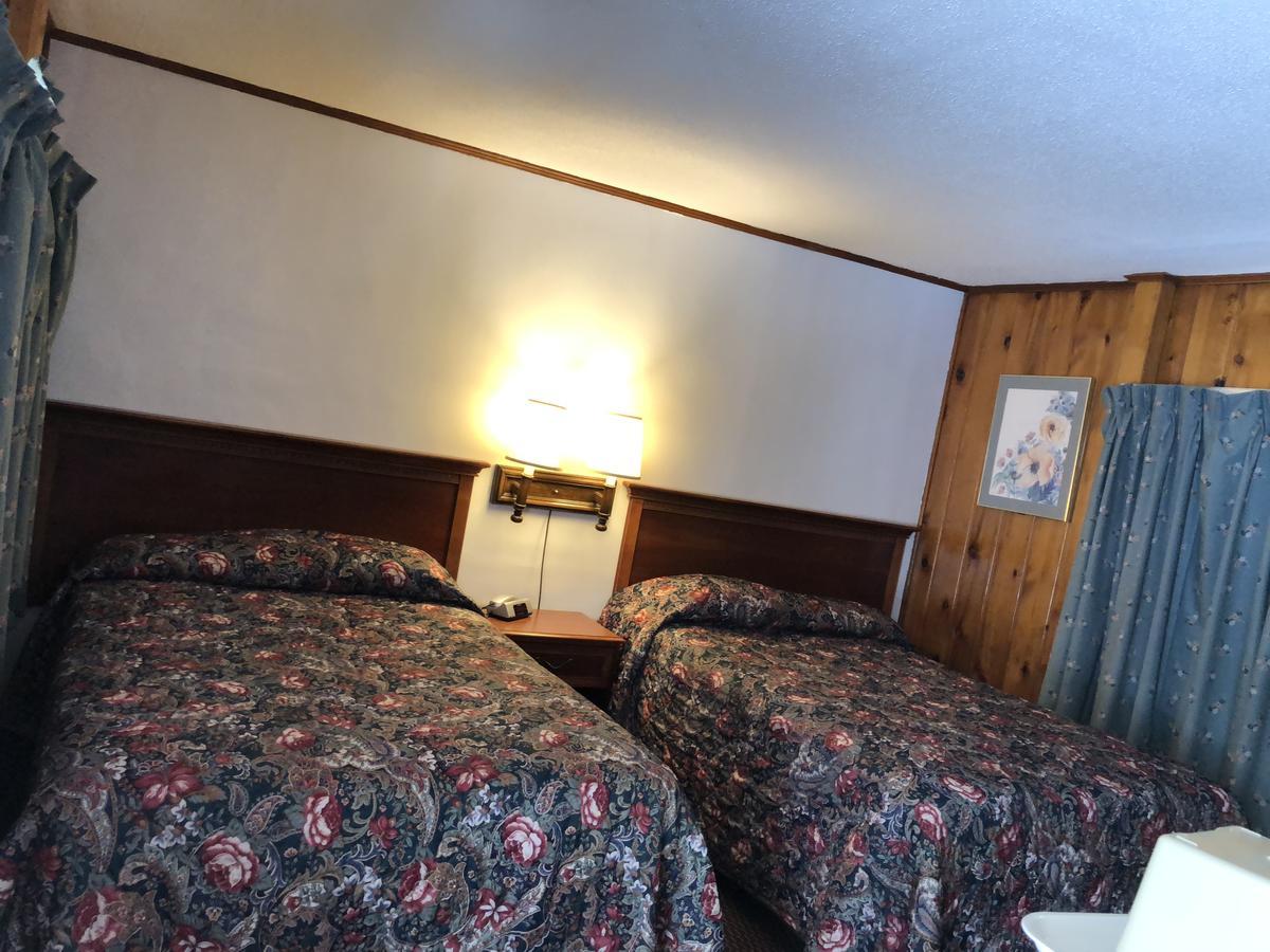 Sun N Snow Hotel 캐딜락 외부 사진