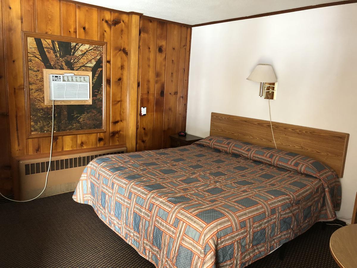 Sun N Snow Hotel 캐딜락 외부 사진