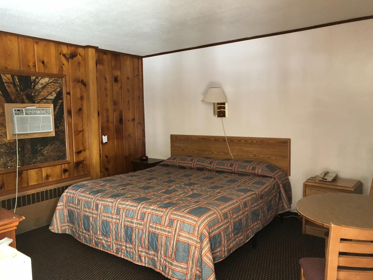 Sun N Snow Hotel 캐딜락 외부 사진